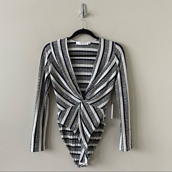 ASTR The Label -Stripe Front Deep Plunge Bodysuit - Picture 2 of 9